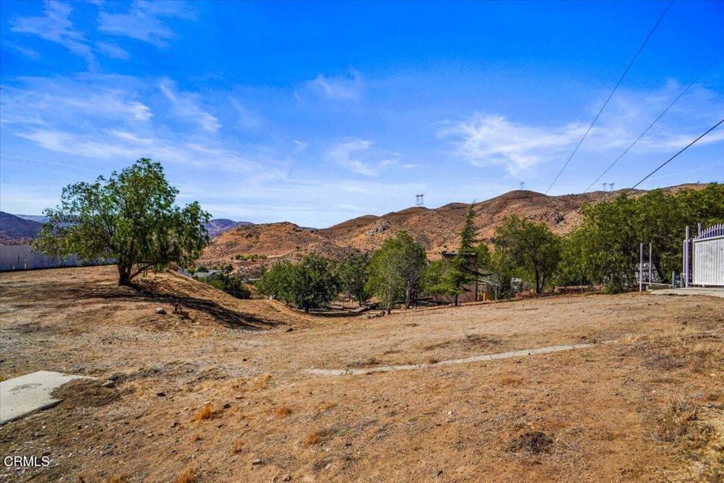 510 E Soledad Pass Road