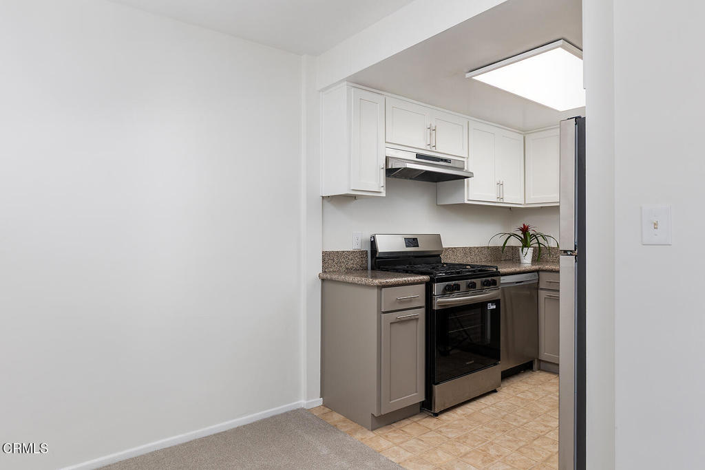 837 Magnolia Avenue 12