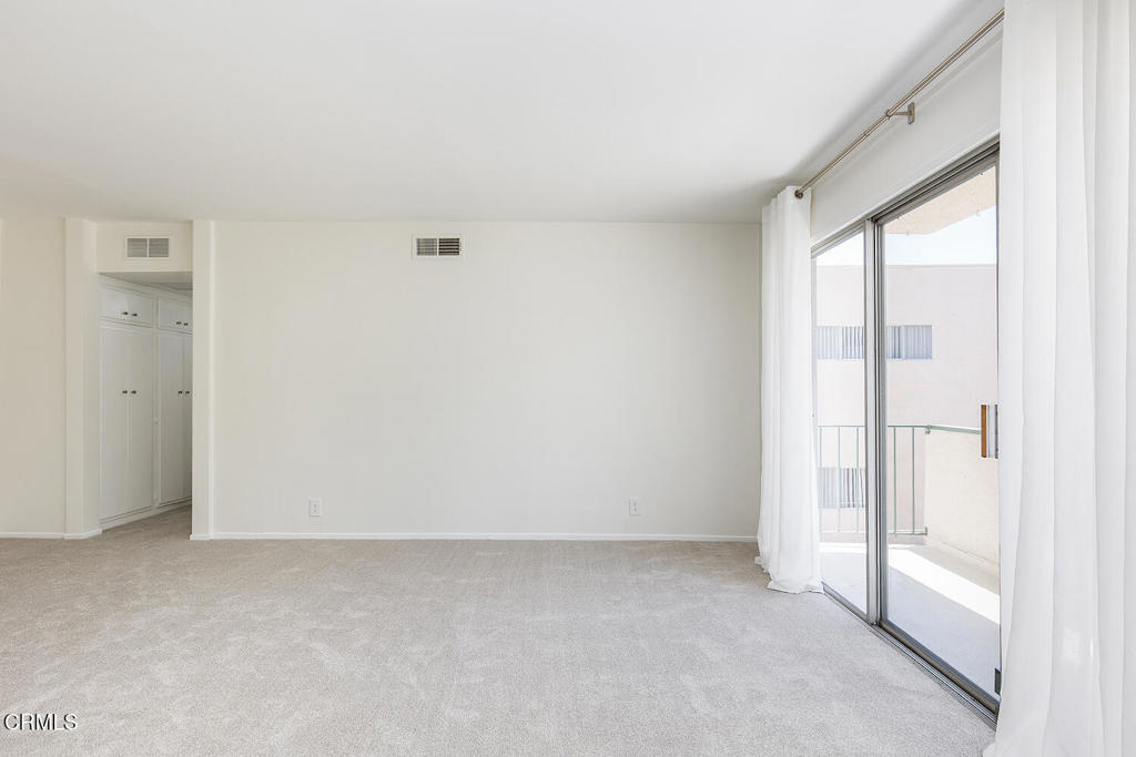 837 Magnolia Avenue 12