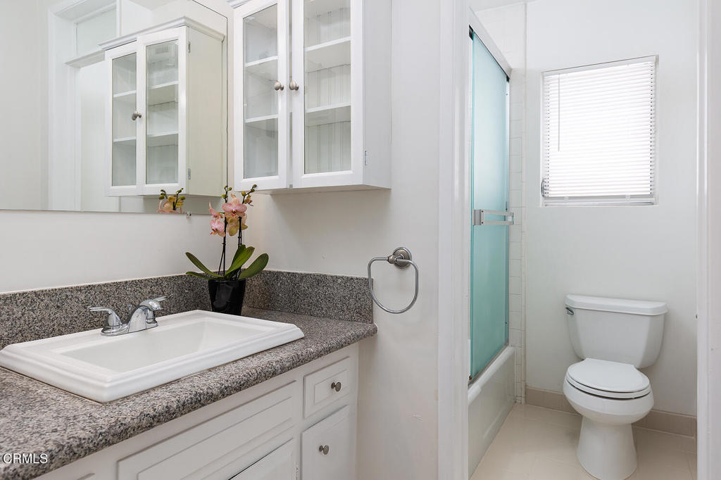 837 Magnolia Avenue 12