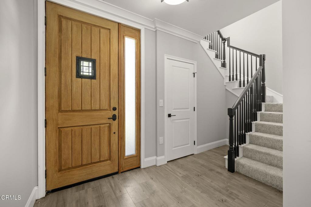 188 S Sierra Madre Boulevard 10