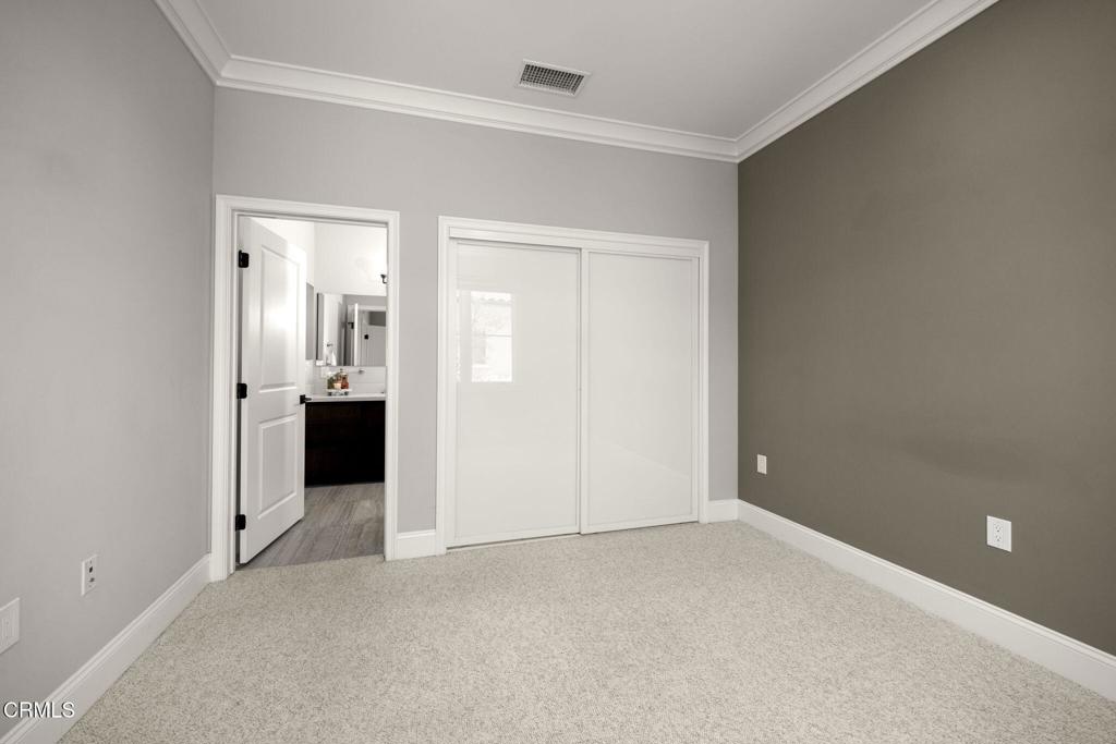 188 S Sierra Madre Boulevard 10