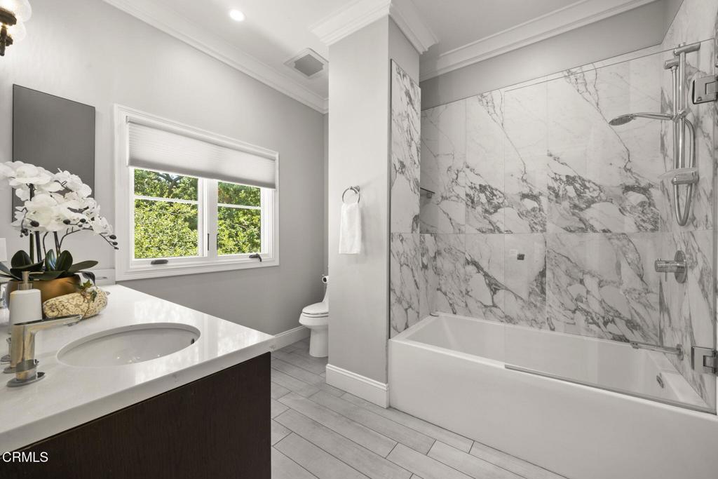 188 S Sierra Madre Boulevard 10