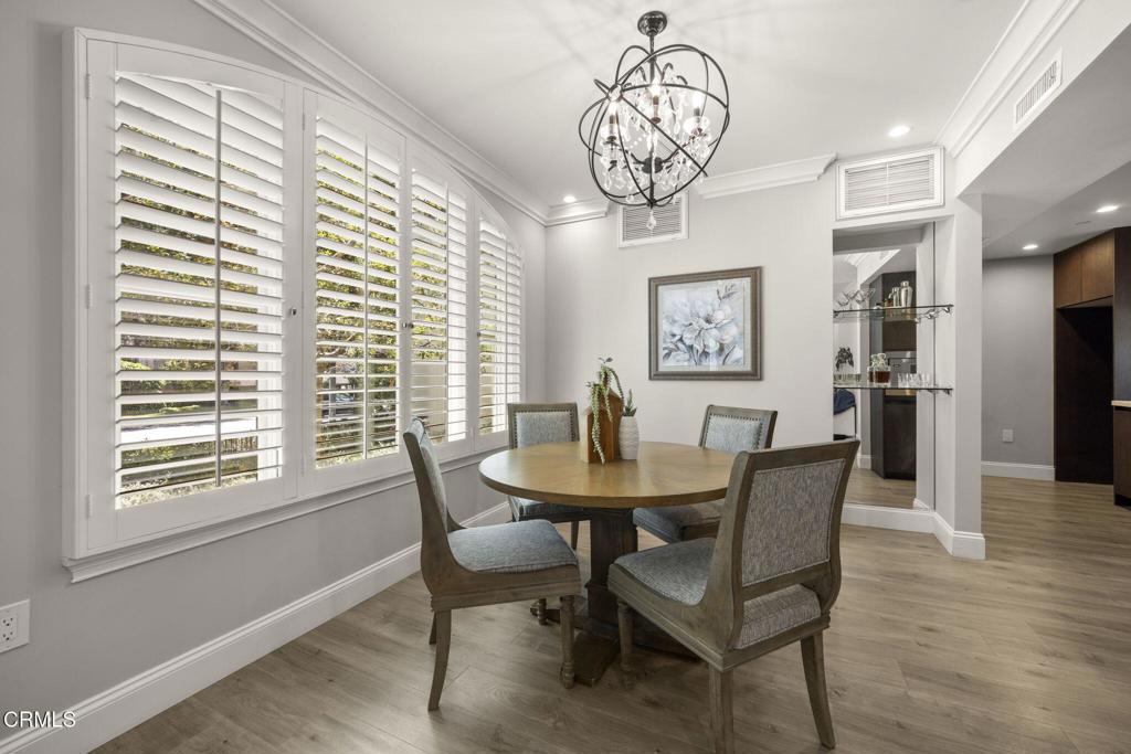 188 S Sierra Madre Boulevard 10