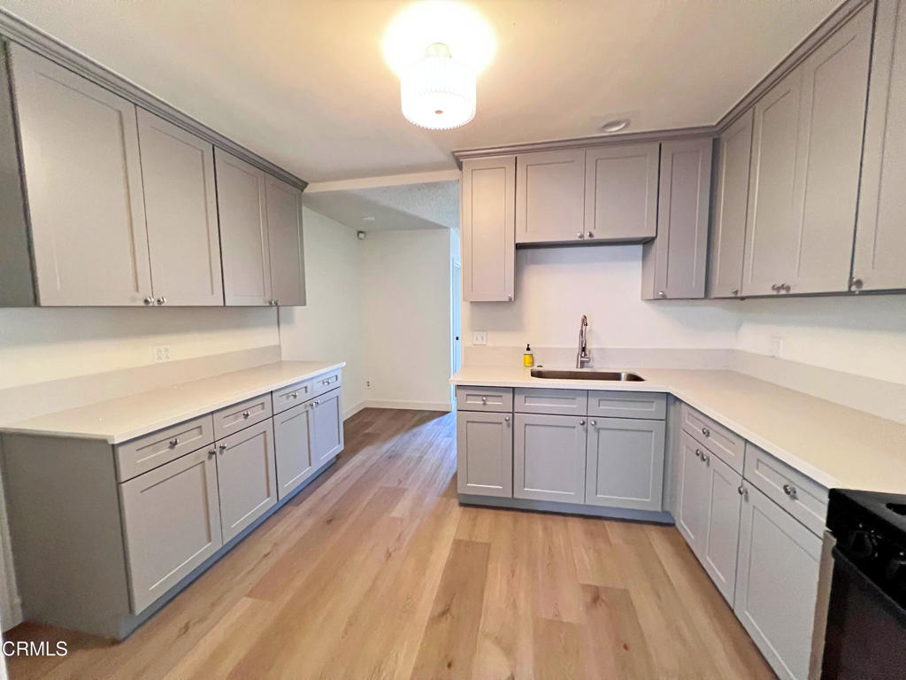 5612 Glickman Avenue