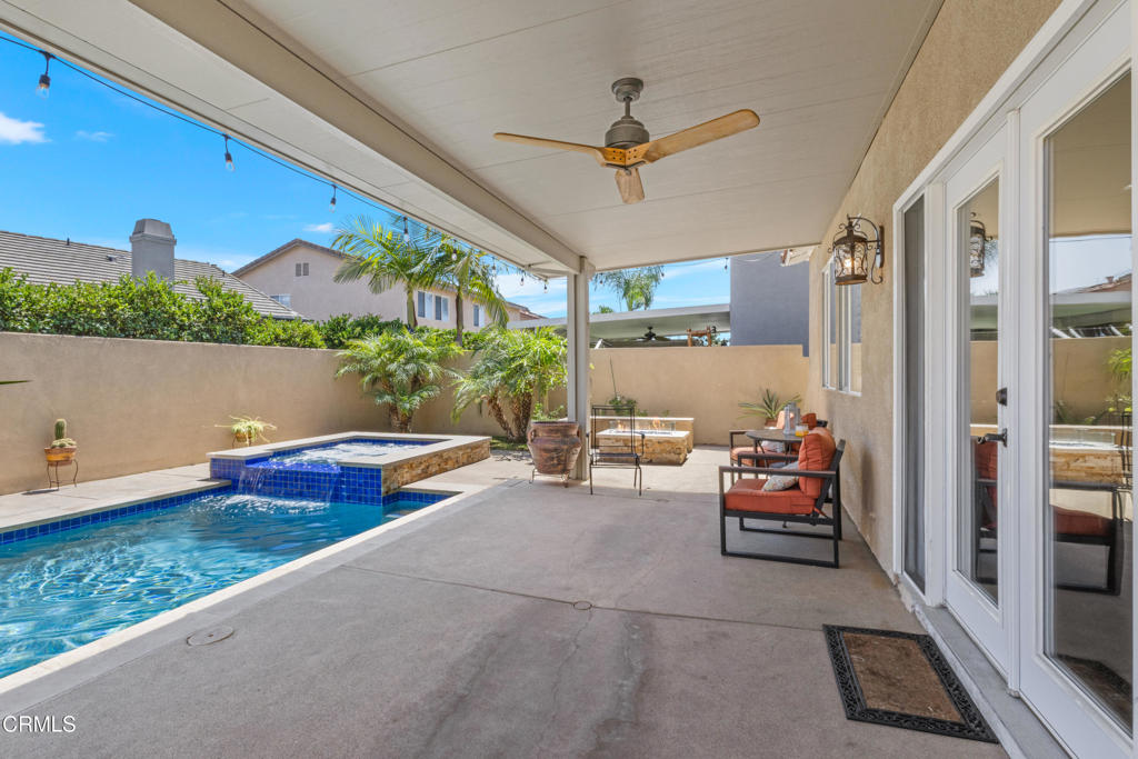 3328 Whispering Palms