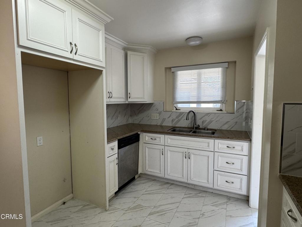 1320 Blackstone Road