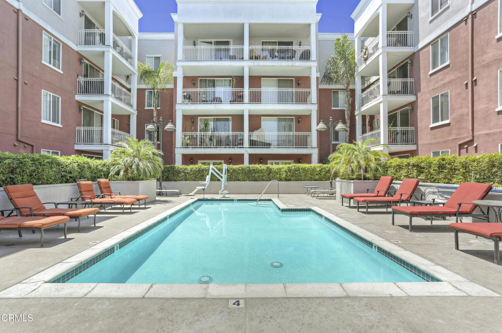 3740 Santa Rosalia Drive 408