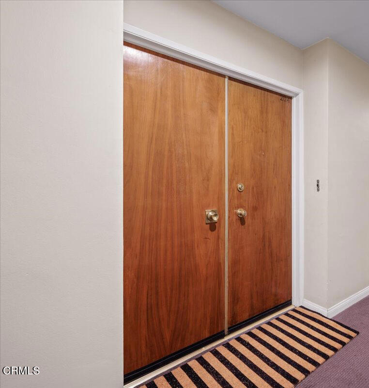 395 S Oakland Avenue 204