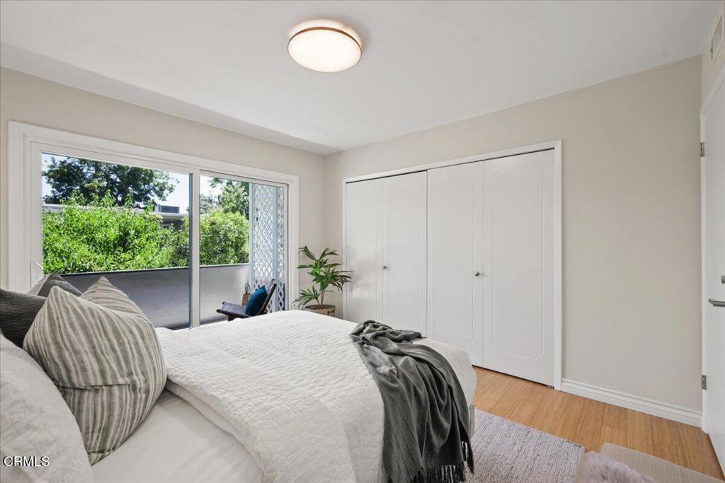 395 S Oakland Avenue 204