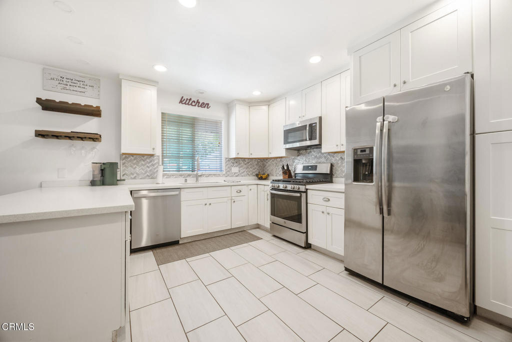 409 E Carroll Avenue