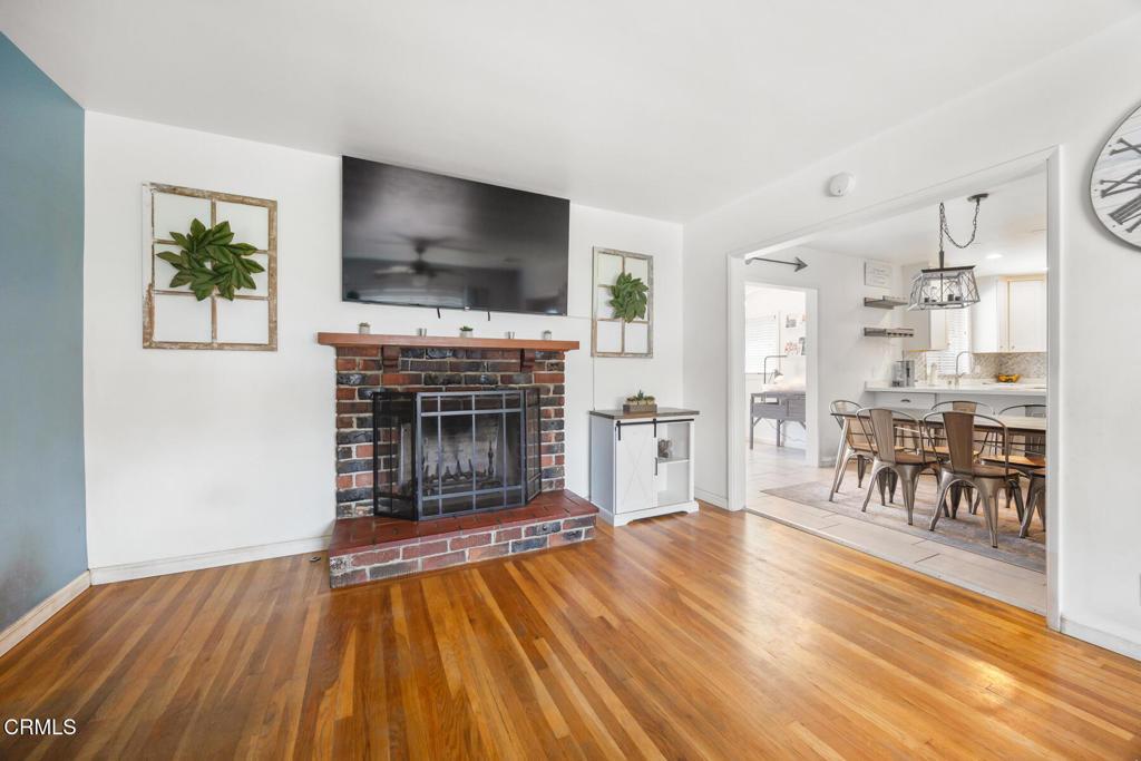 409 E Carroll Avenue