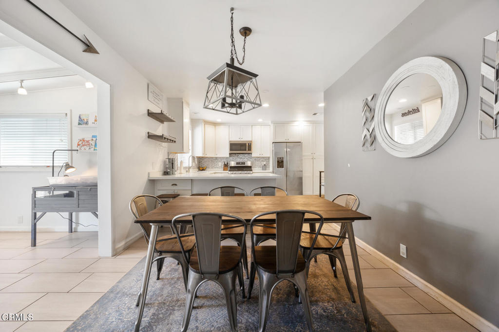 409 E Carroll Avenue