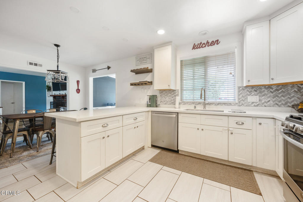 409 E Carroll Avenue