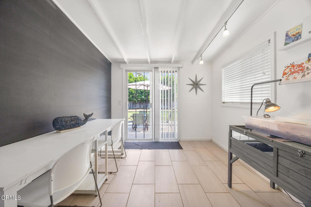 409 E Carroll Avenue