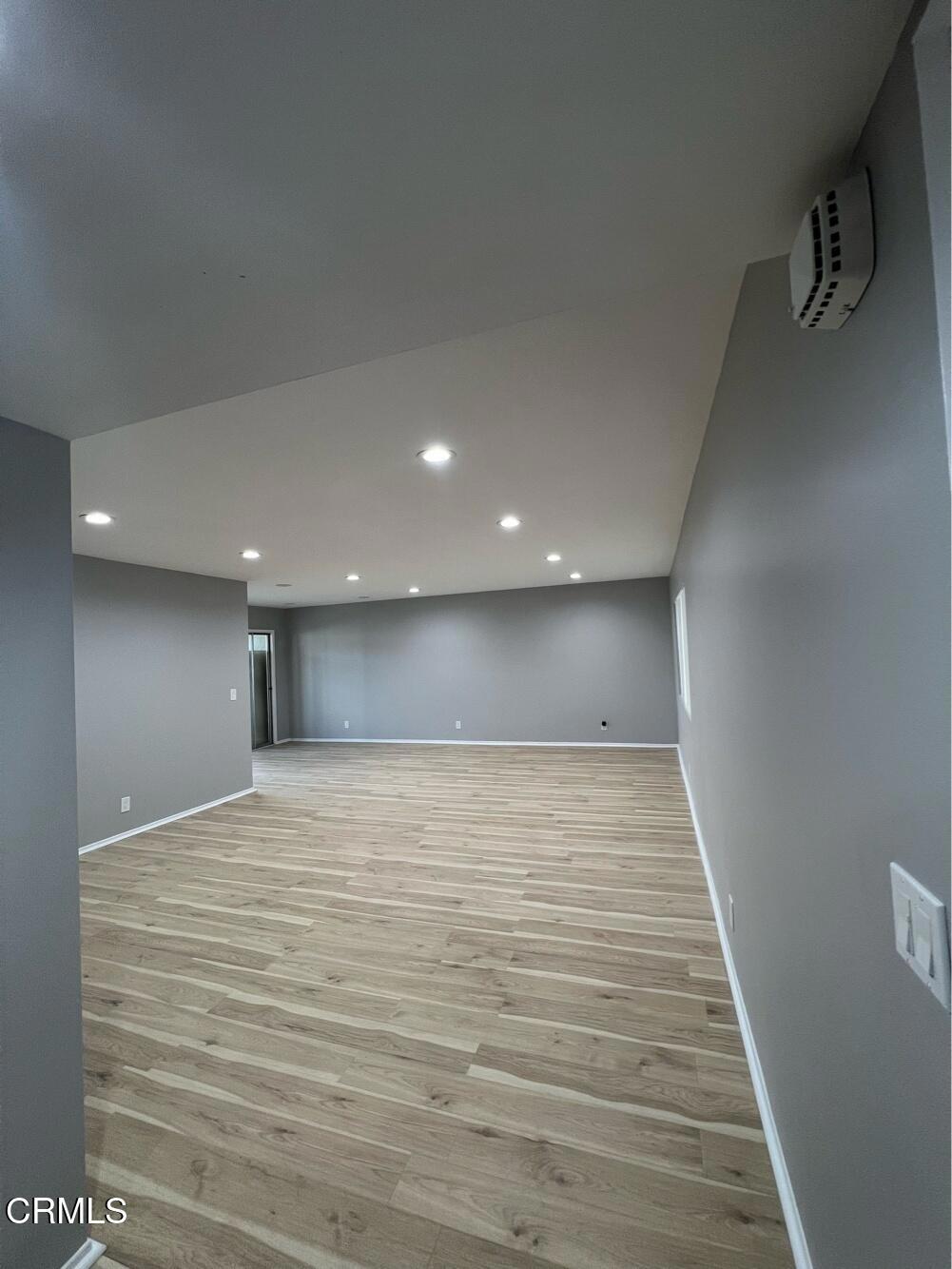 600 W stocker Street 307