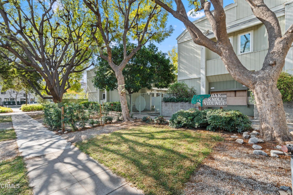 137 N Oak Knoll Avenue 27