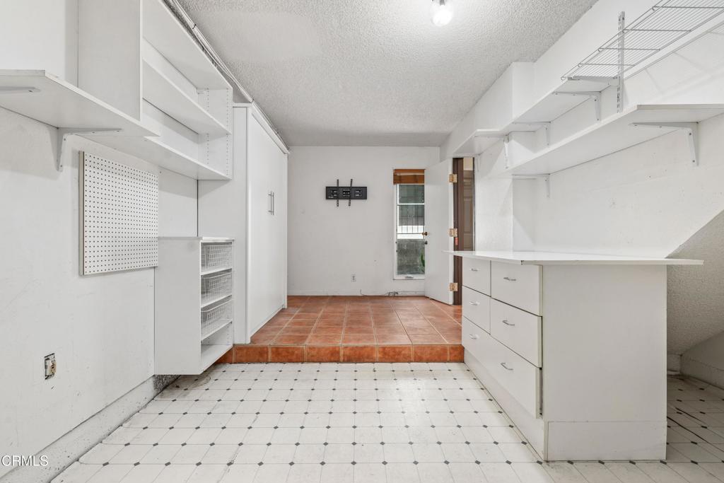 137 N Oak Knoll Avenue 27