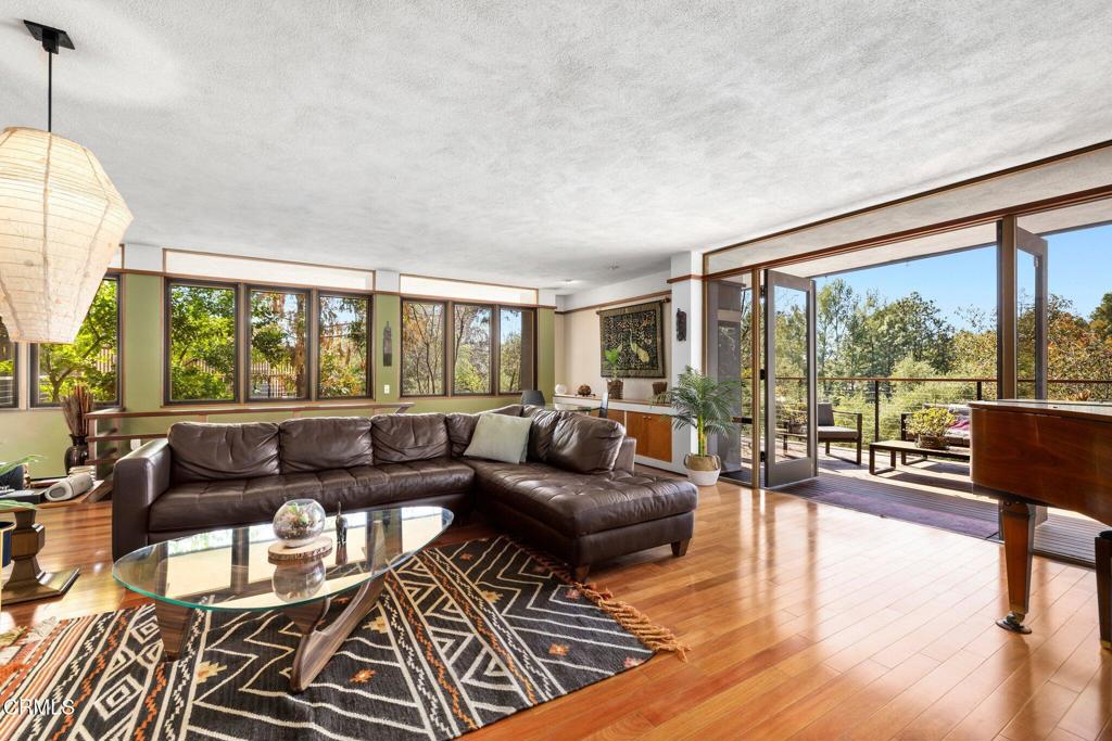 4639 El Camino Corto