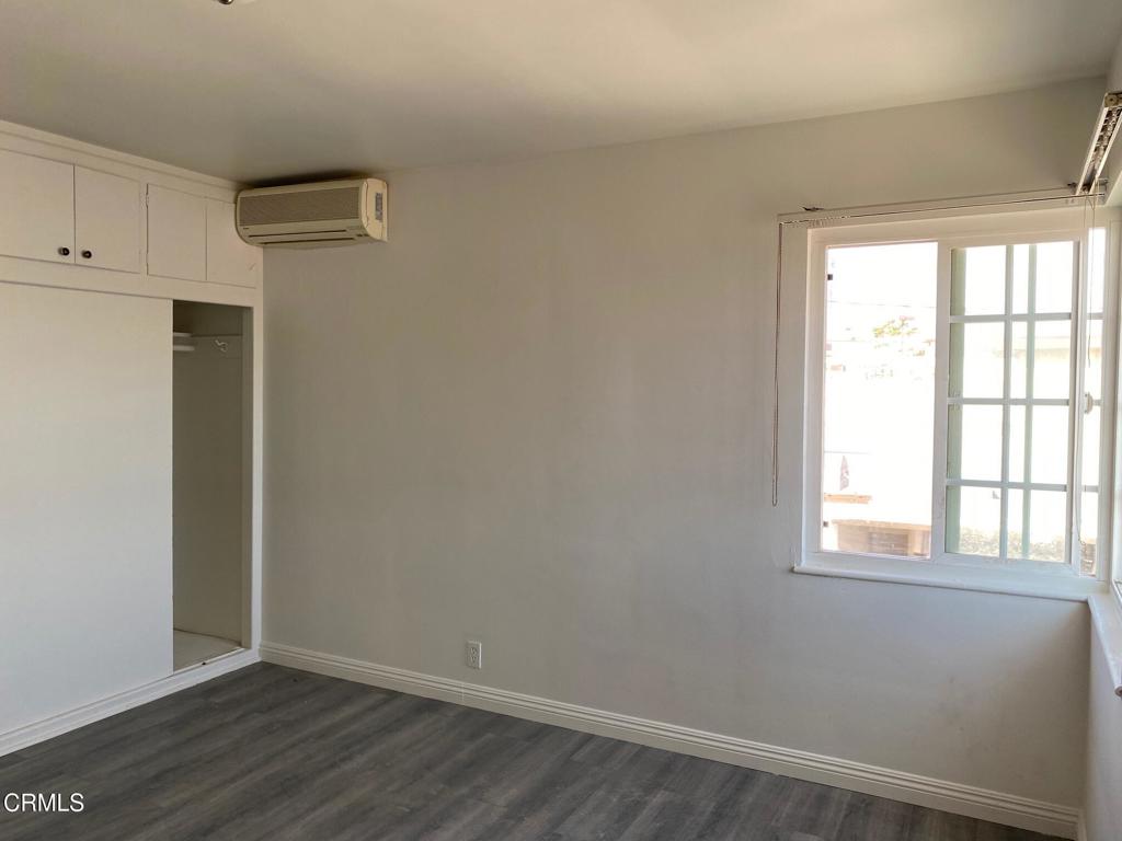 5716 N Charlotte Avenue