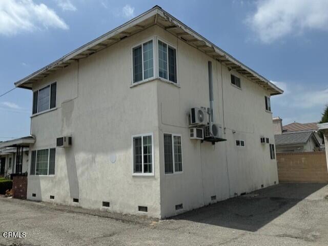 5716 N Charlotte Avenue