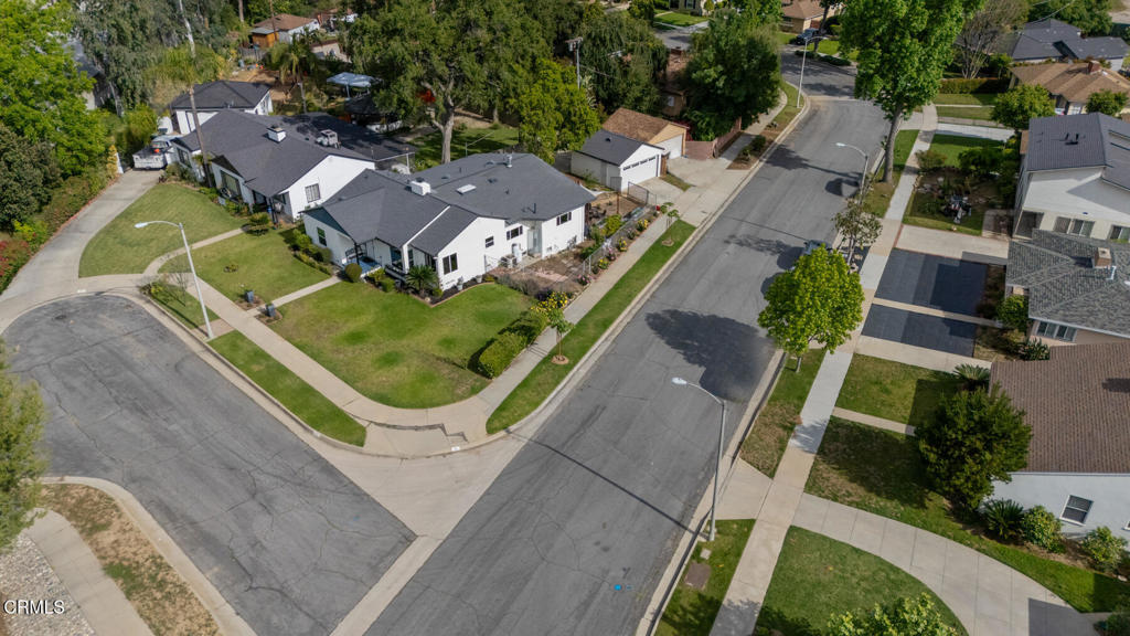 810 Selkirk Street