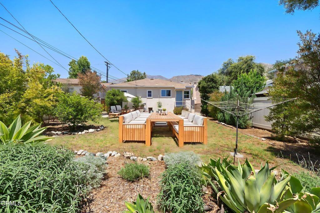 2578 New York Drive