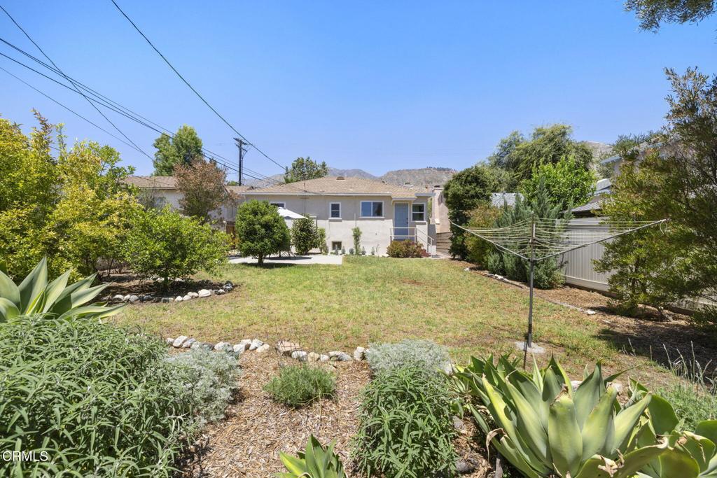 2578 New York Drive