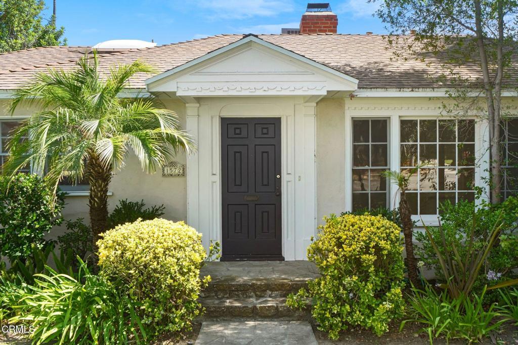 1572 Casa Grande Street