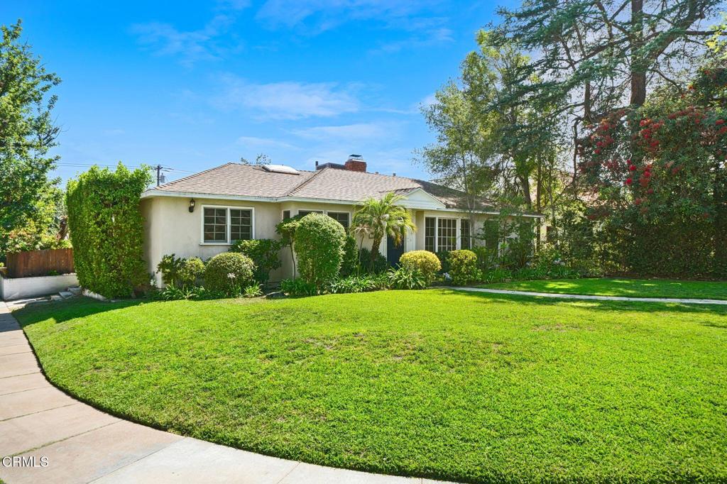 1572 Casa Grande Street