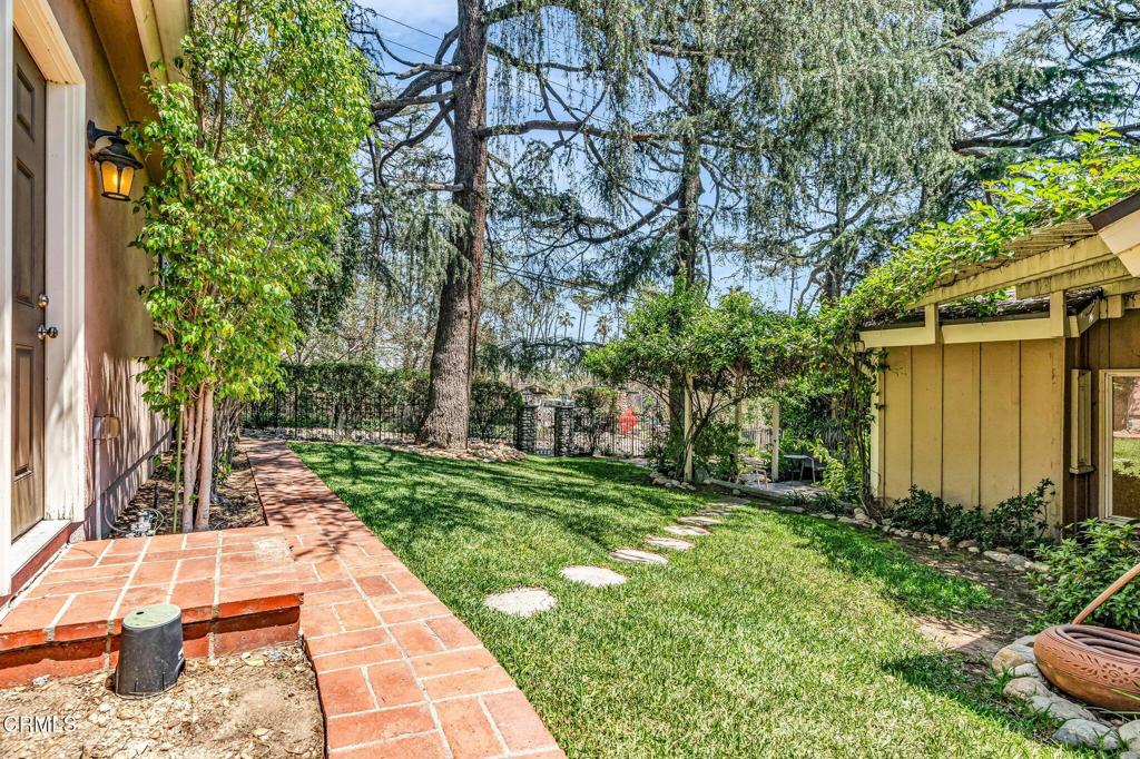1313 E Palm Street