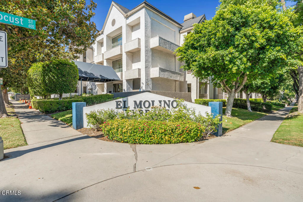 300 N El Molino Avenue 201