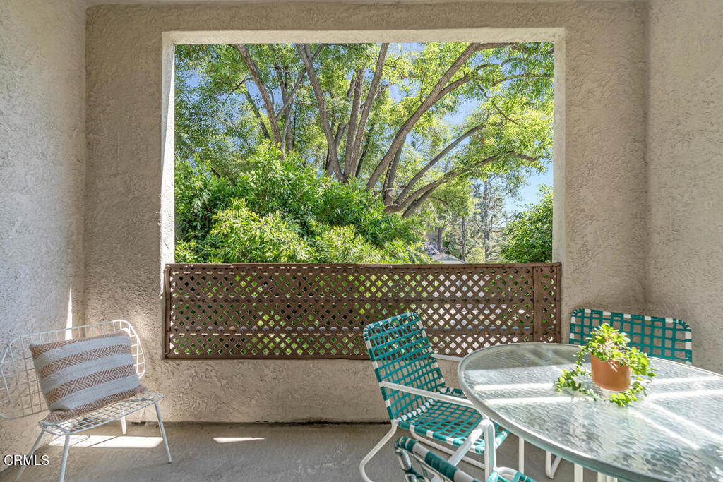 300 N El Molino Avenue 201