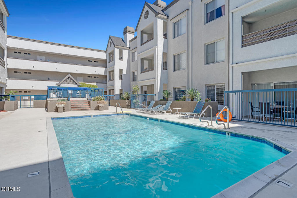 300 N El Molino Avenue 201