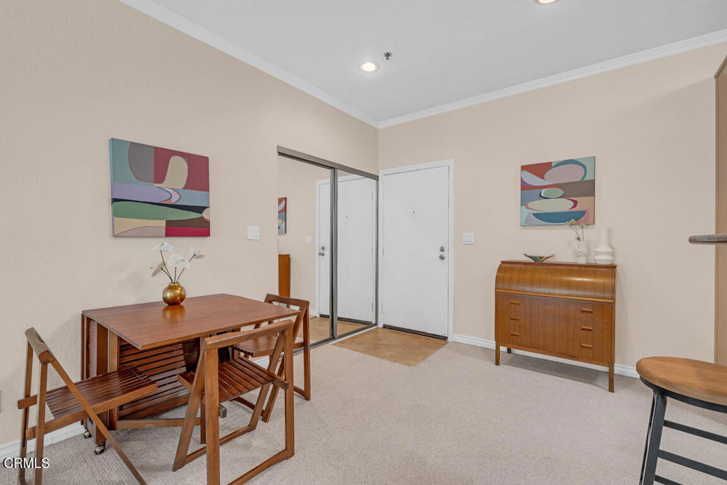 300 N El Molino Avenue 201