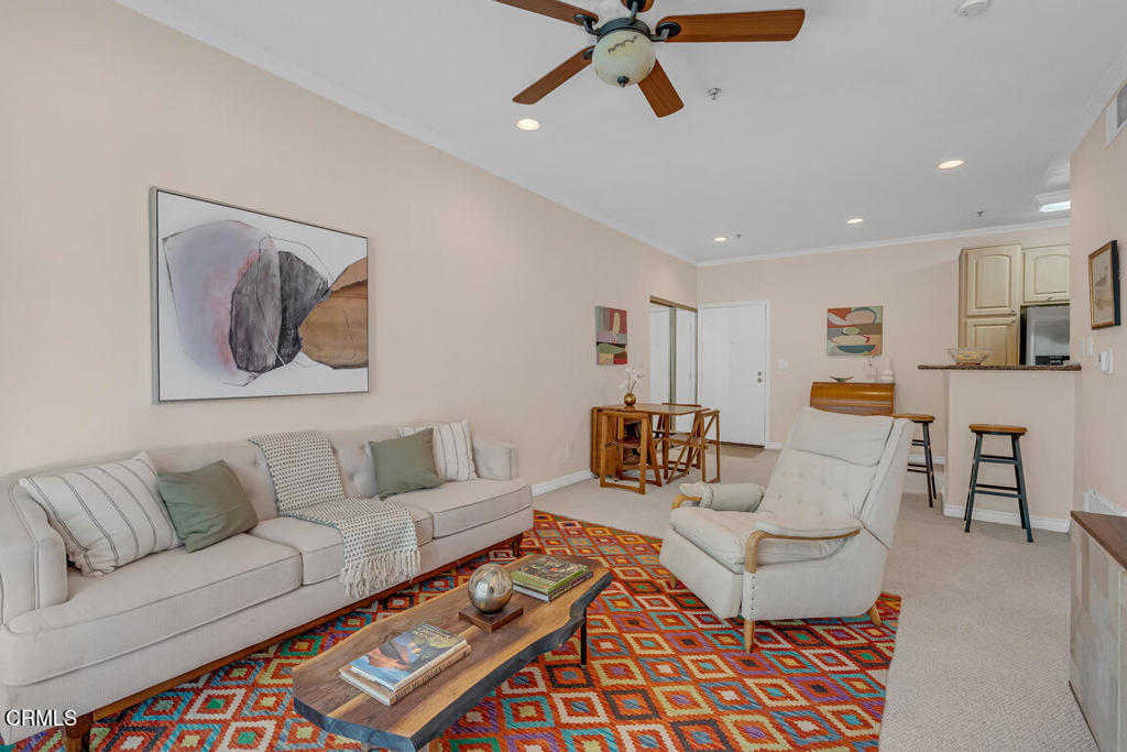 300 N El Molino Avenue 201