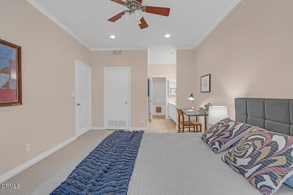 300 N El Molino Avenue 201