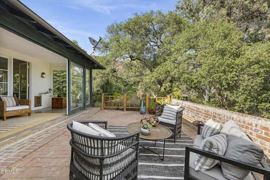 1556 Scenic Drive