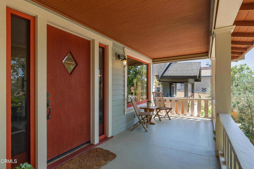 4406 Berenice Avenue