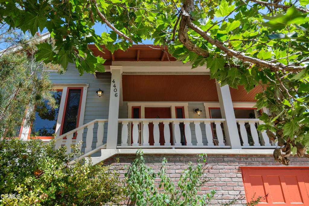 4406 Berenice Avenue