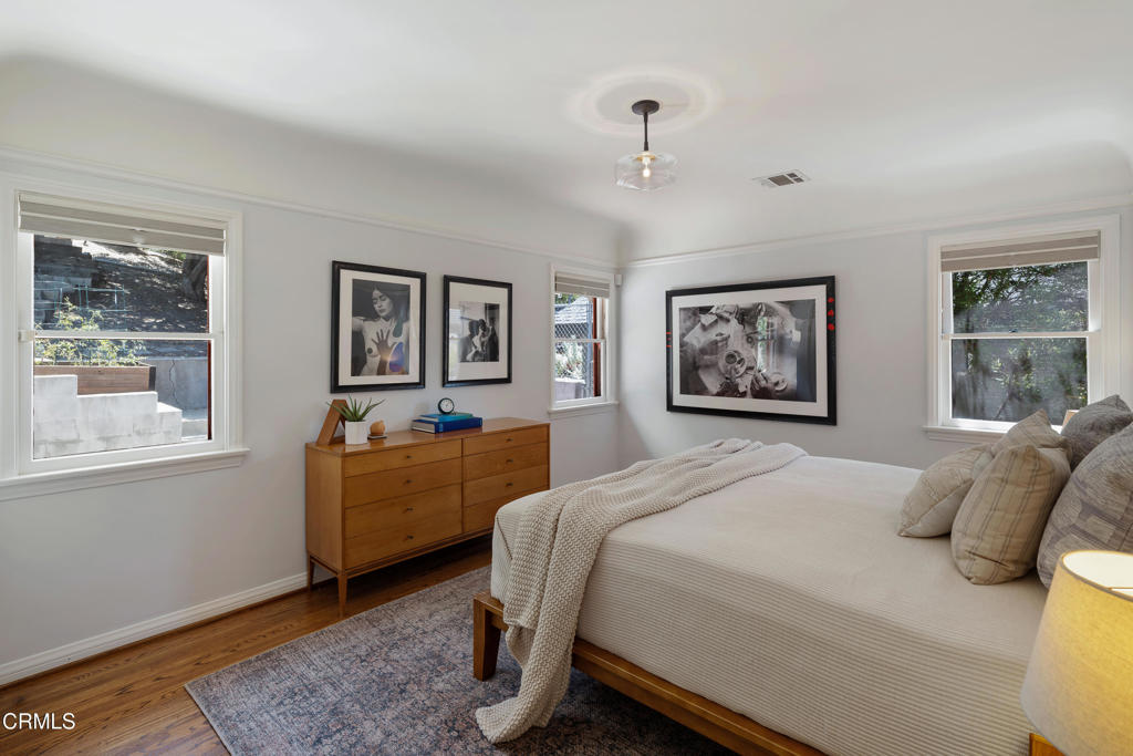 4406 Berenice Avenue