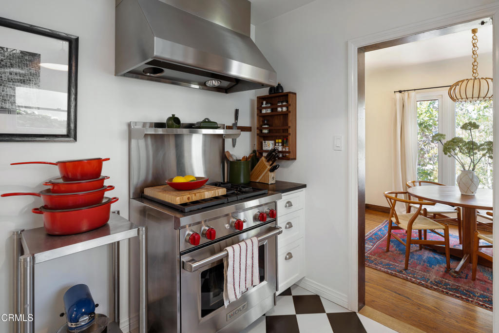 4406 Berenice Avenue