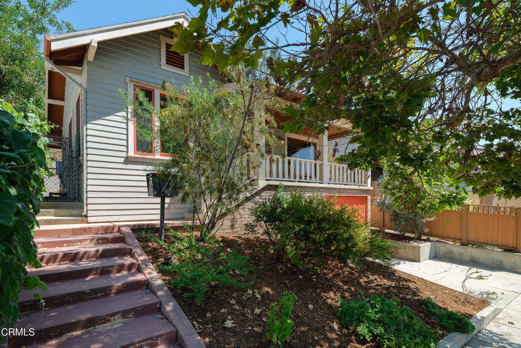 4406 Berenice Avenue