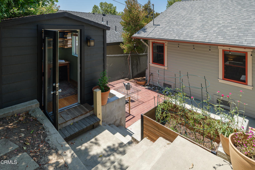 4406 Berenice Avenue