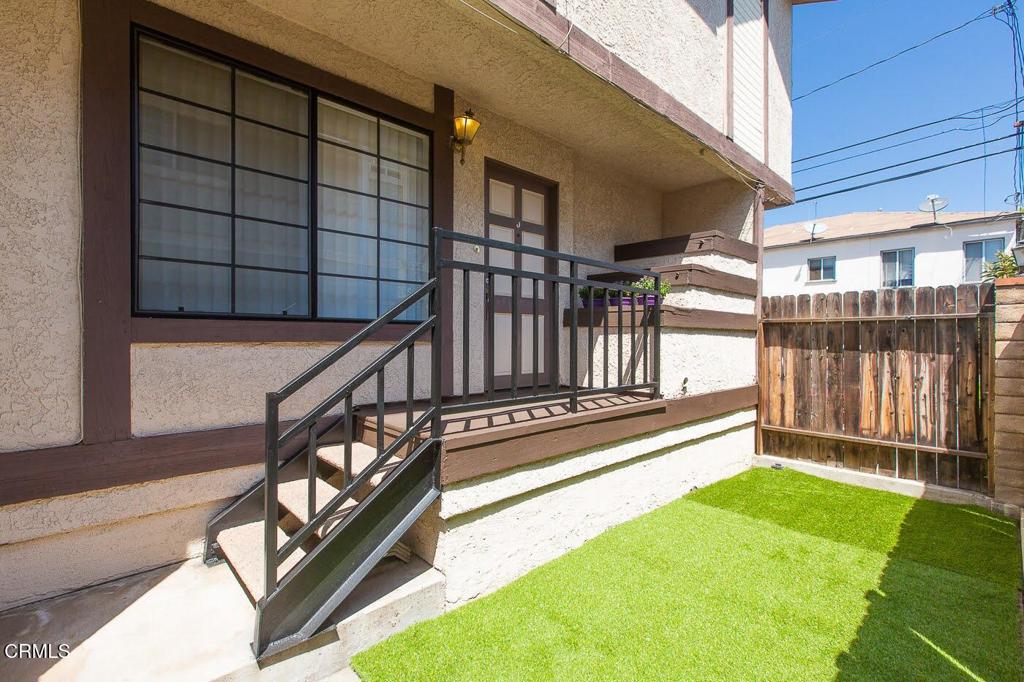 21 California Street J