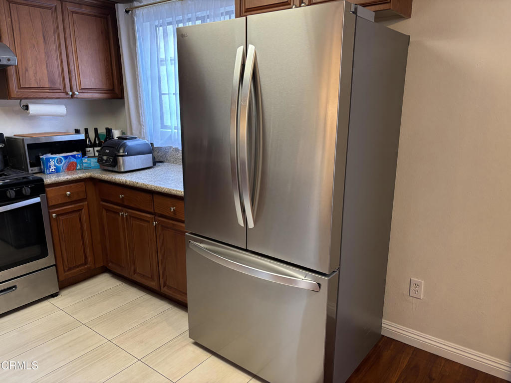 21 California Street J