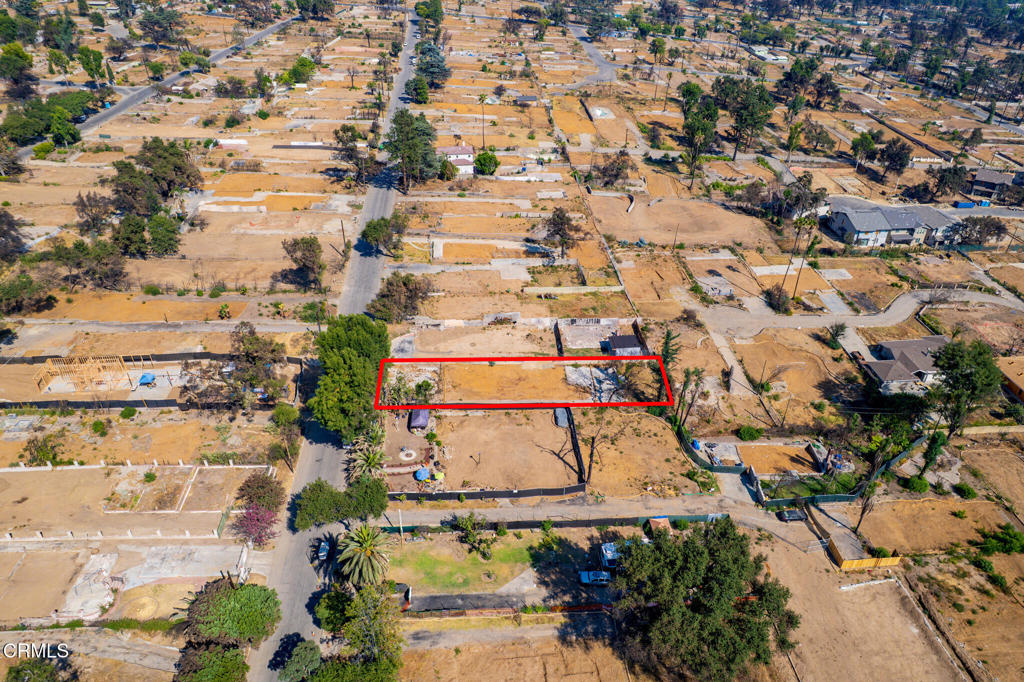 132 E Las Flores Drive