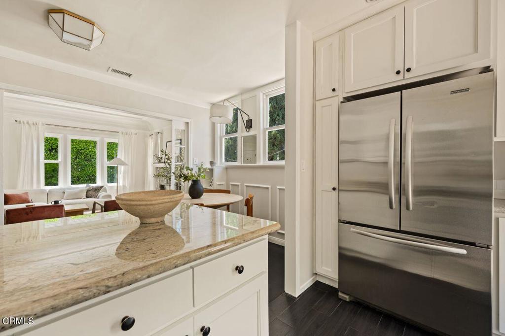 7567 Rosewood Avenue