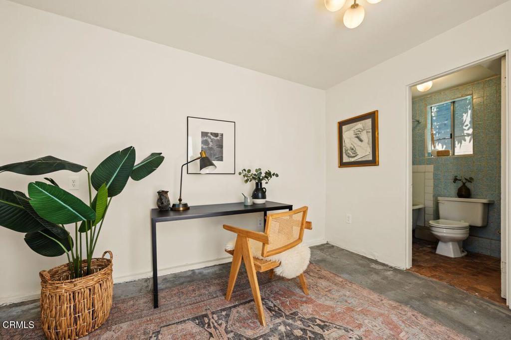 7567 Rosewood Avenue