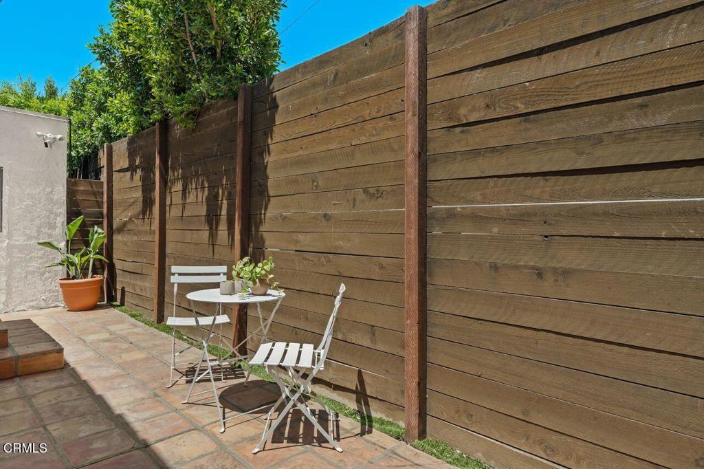 7567 Rosewood Avenue